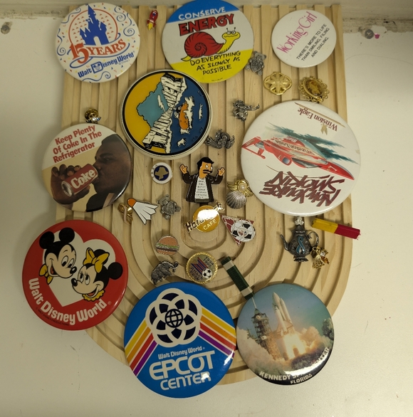 Other - A huge Lot Pinback Button Badges Lapel Pin Assorted